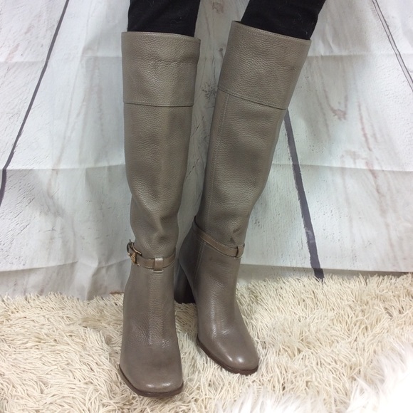 Tory Burch Shoes - ⬇️2️⃣0️⃣0️⃣Tory Burch gray knee-high  boot 6